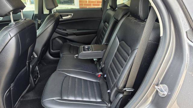 Certified 2024 Ford Edge SEL w/ Convenience Package AWD/4WD image 11