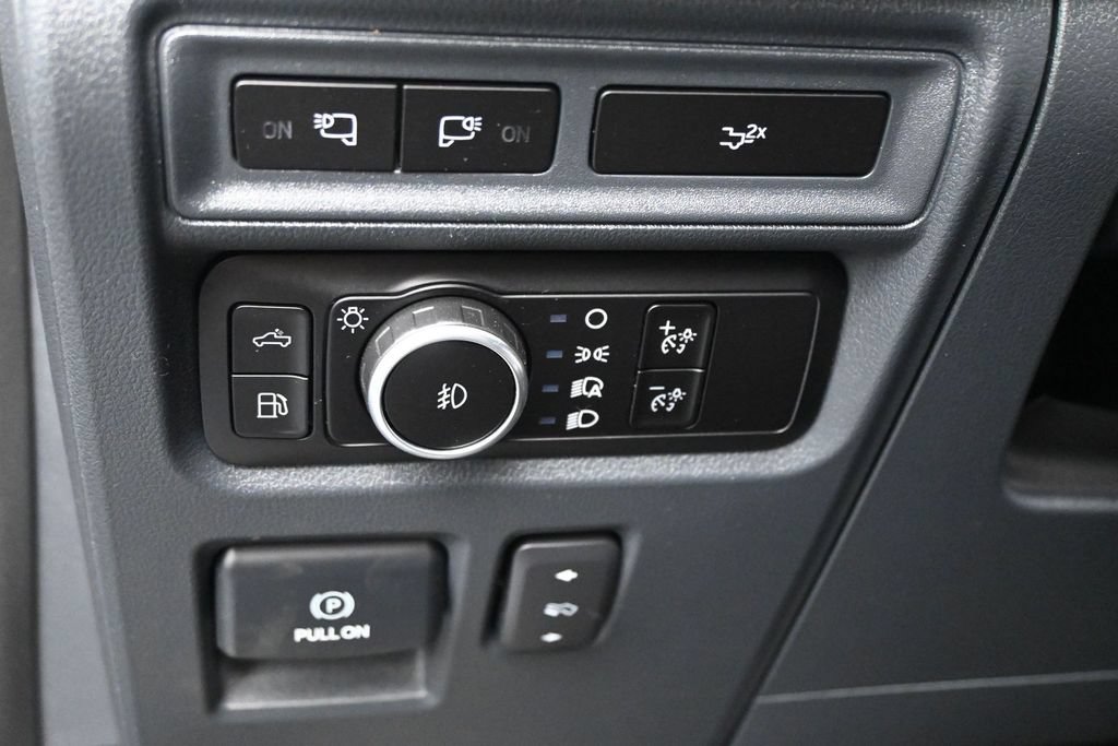 Certified 2023 Ford F150 Lariat w/ Trailer Tow Package AWD/4WD image 12