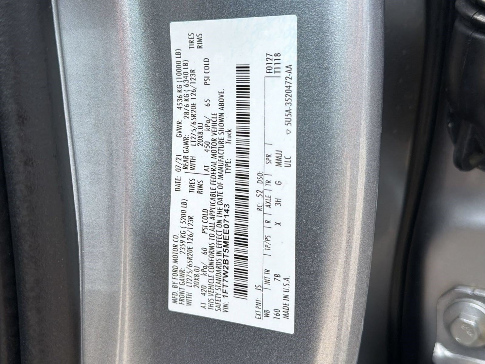 Certified 2021 Ford F250 Platinum w/ FX4 Off-Road Package AWD/4WD image 25