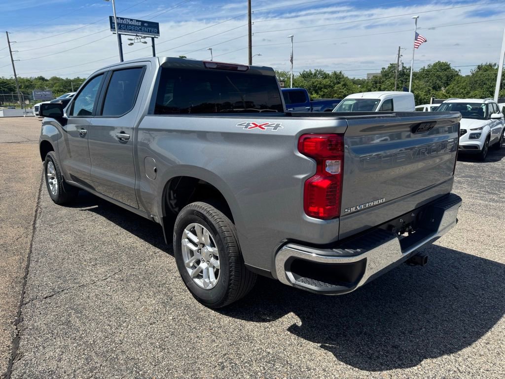 Used 2024 Chevrolet Silverado 1500 LT AWD/4WD image 5