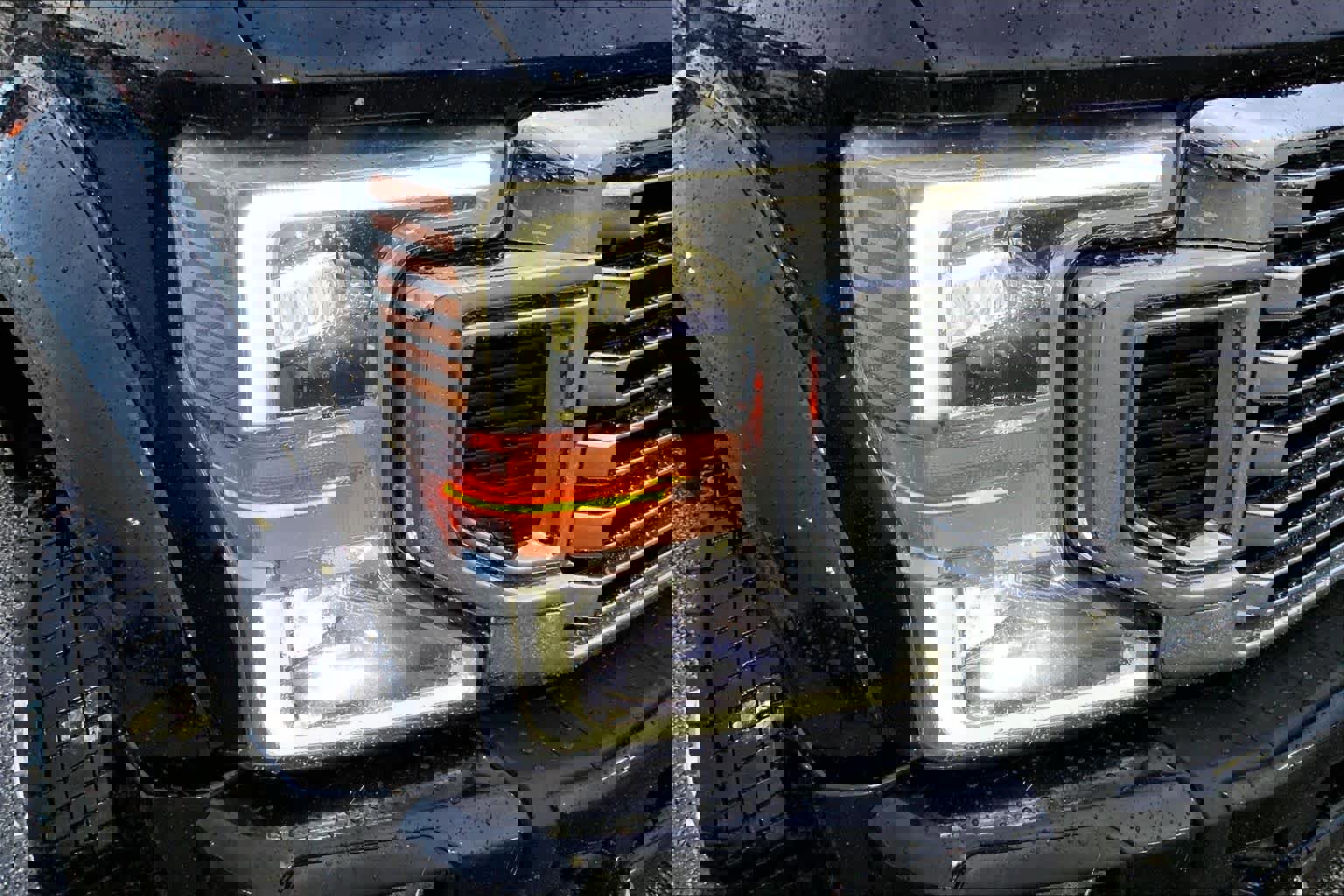 Certified 2022 Ford F450 Platinum w/ FX4 Off-Road Package image 26