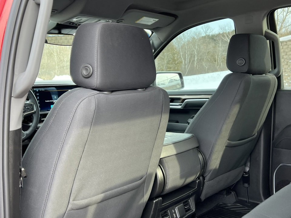 Used 2024 Chevrolet Silverado 1500 LT image 35