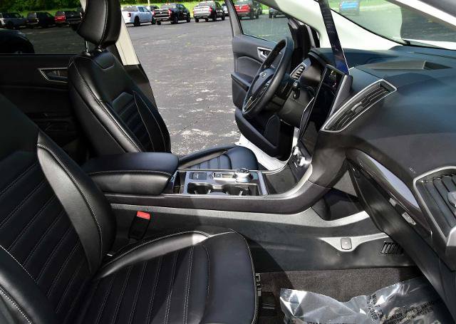 Certified 2024 Ford Edge SEL w/ Convenience Package AWD/4WD image 27