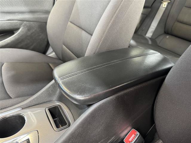 Used 2024 Chevrolet Malibu LT FWD image 33