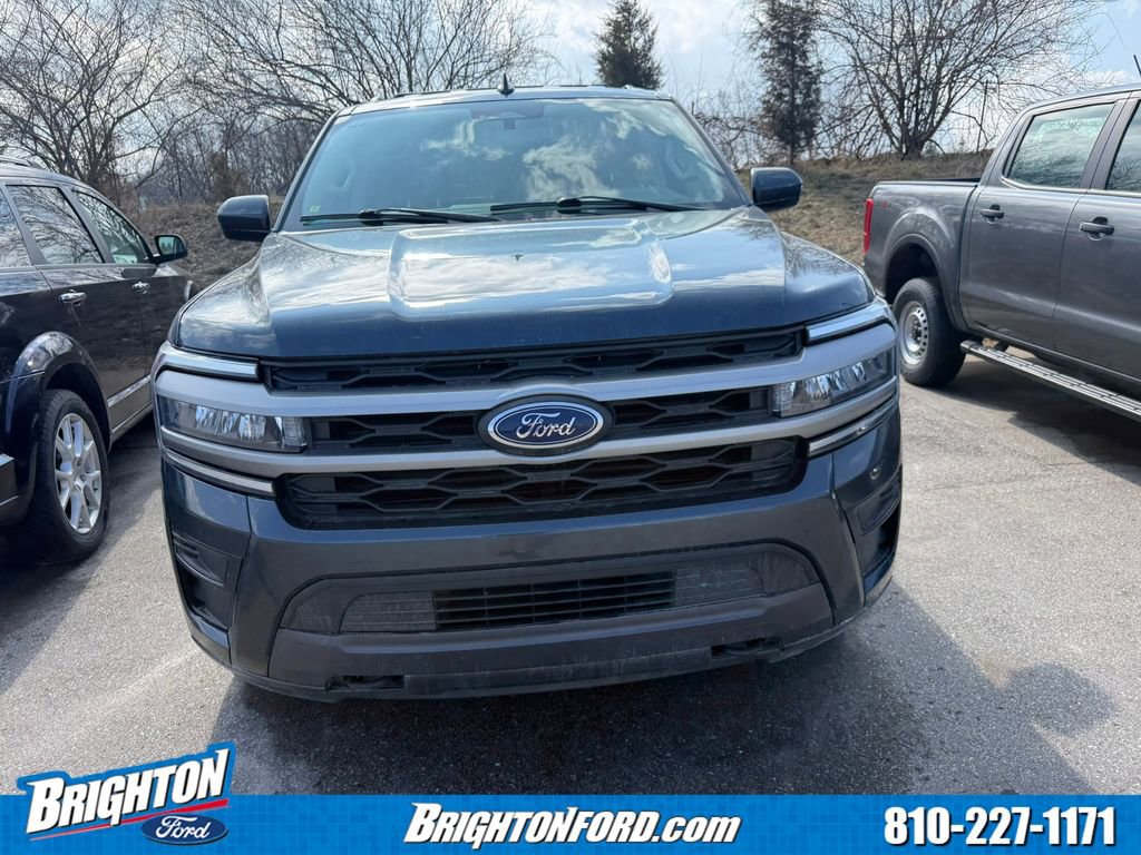 Certified 2023 Ford Expedition XLT image 2