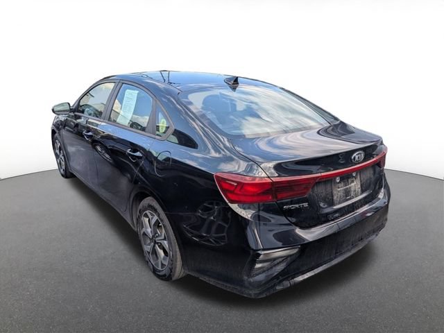 Used 2021 Kia Forte LXS FWD image 3
