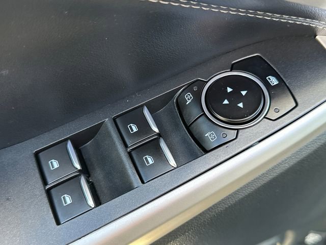 Certified 2022 Ford Explorer XLT w/ Equipment Group 202A image 29