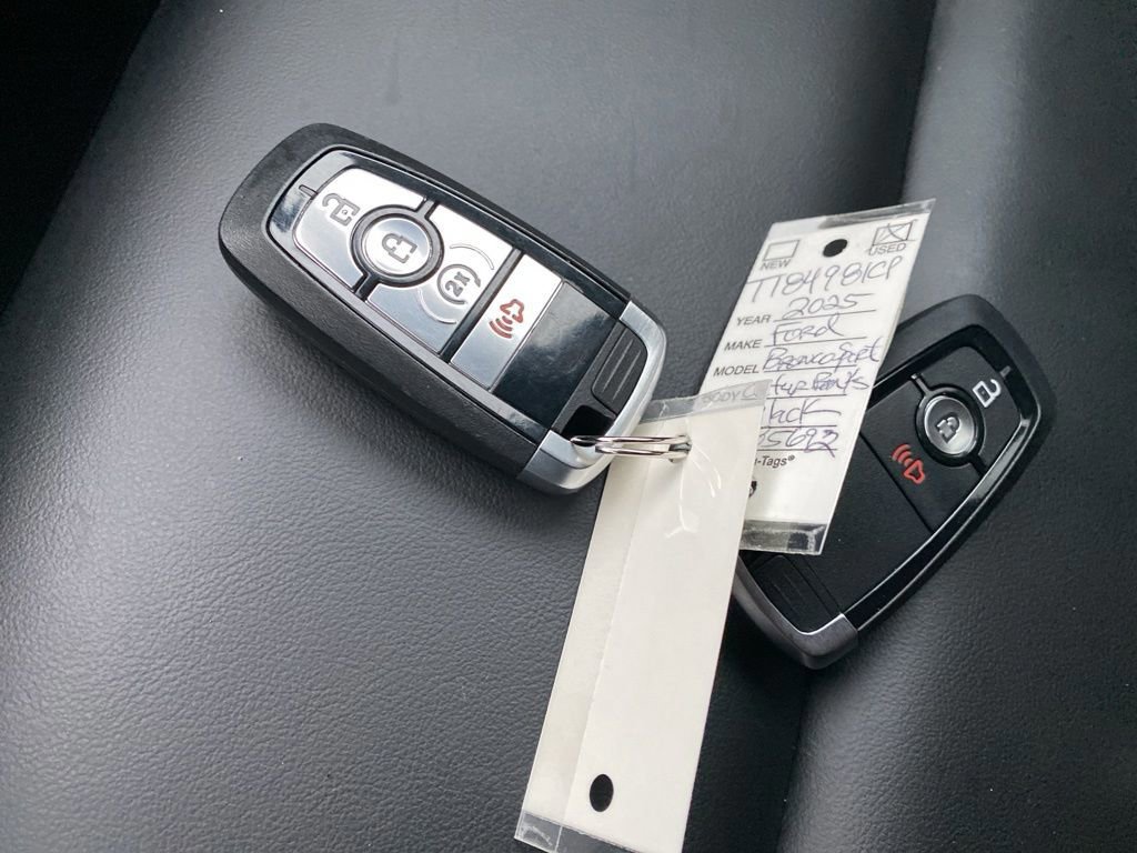 Certified 2025 Ford Bronco Sport Outer Banks w/ Outer Banks Tech Package+ image 15