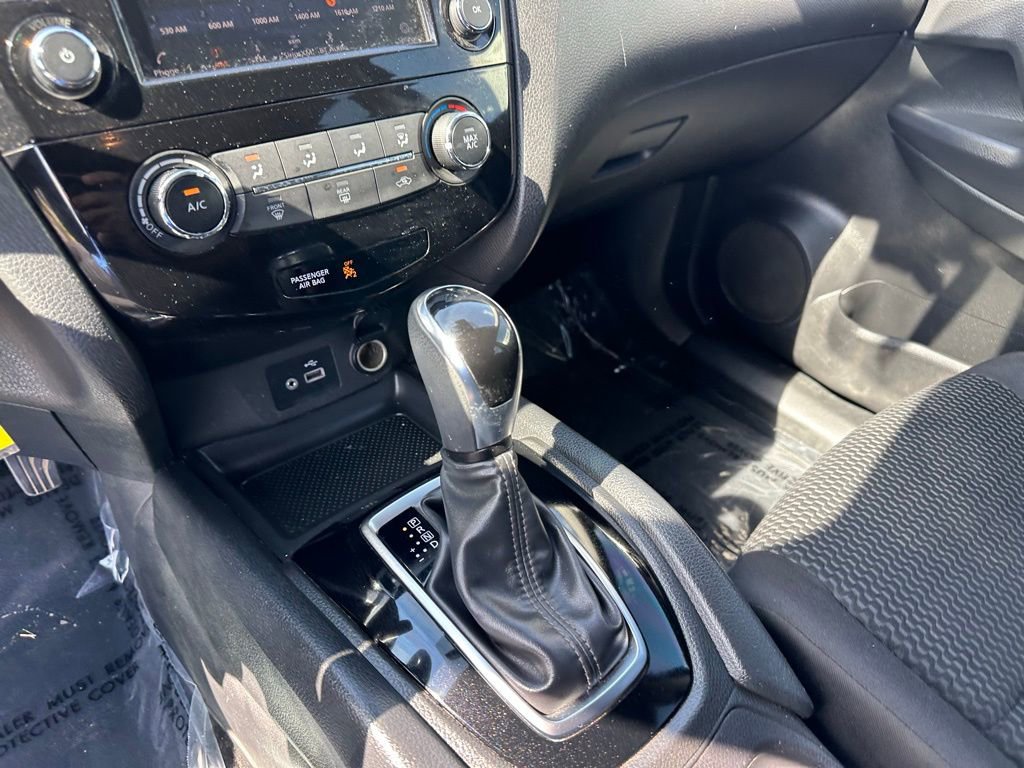 Used 2020 Nissan Rogue Sport S image 14