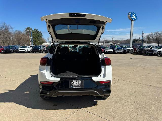 Used 2024 Buick Encore GX Sport Touring AWD/4WD image 6