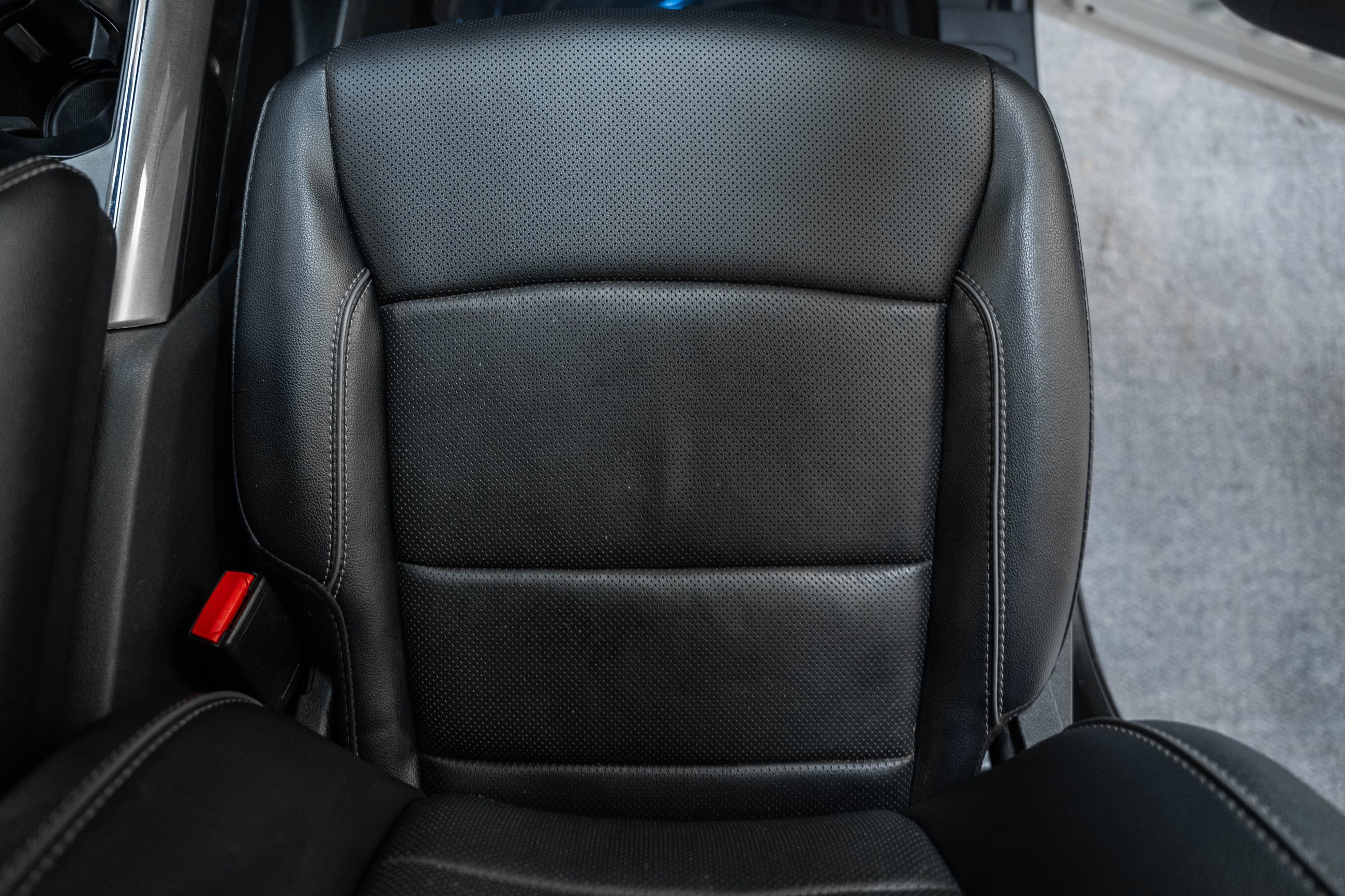 Certified 2023 Ford F150 Lariat w/ Equipment Group 502A High image 40