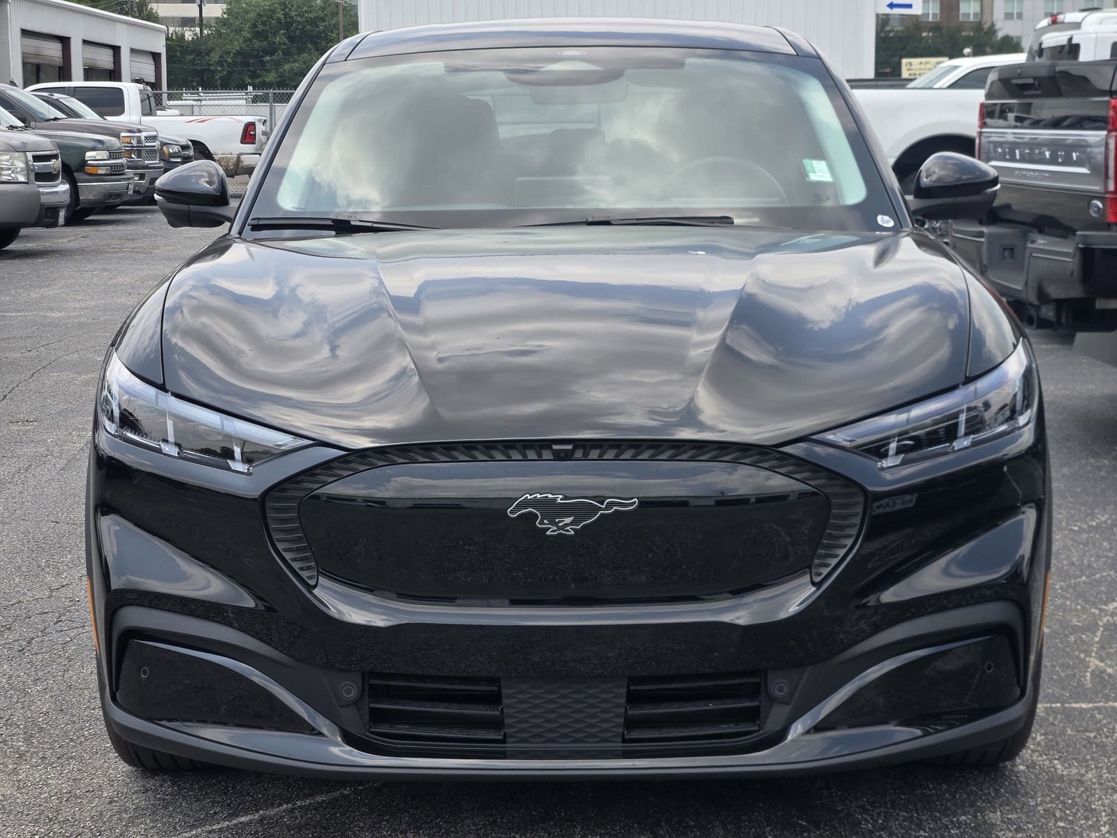Certified 2025 Ford Mustang Mach-E Select w/ Comfort Package Lite AWD/4WD image 2