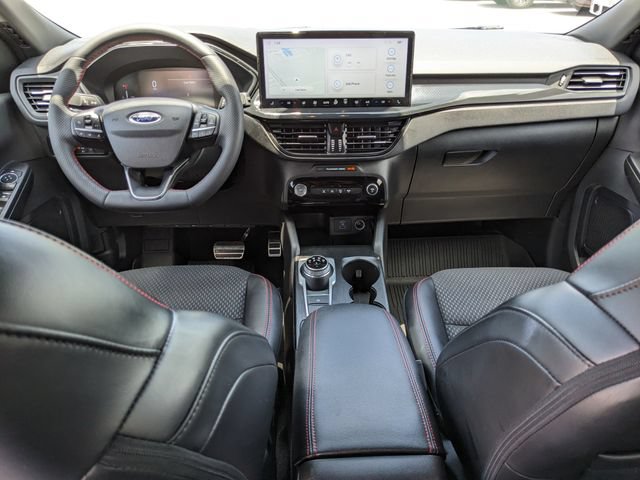 Certified 2023 Ford Escape ST-Line w/ Tech Pack #1 FWD image 15