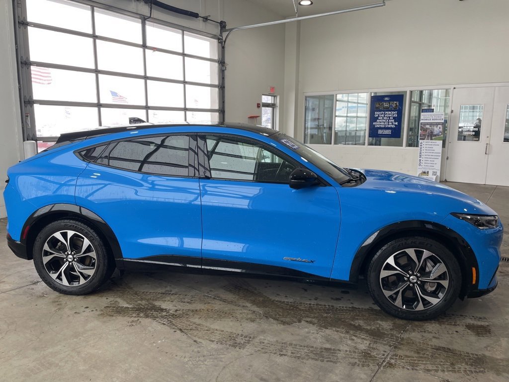 Certified 2022 Ford Mustang Mach-E Premium image 6