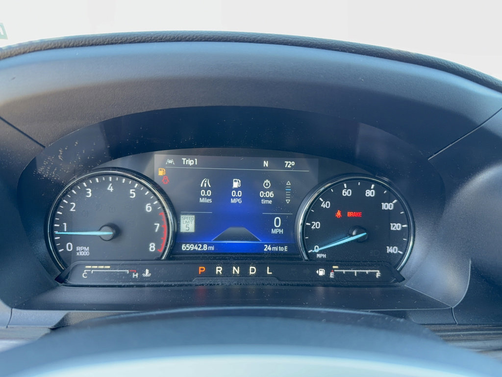 Certified 2022 Ford Explorer Limited w/ Limited Technology Package RWD image 17