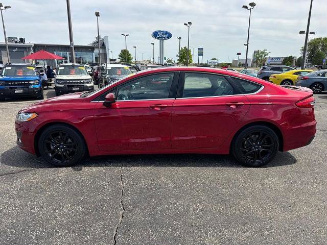 Certified 2020 Ford Fusion SE w/ Equipment Group 151A FWD image 3