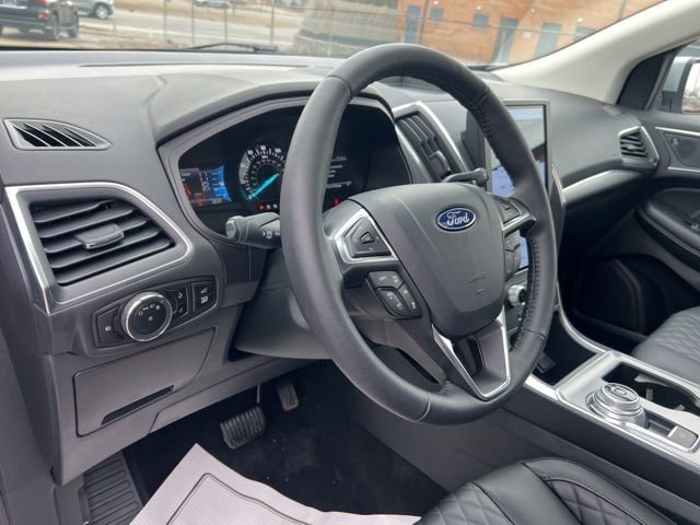 Certified 2024 Ford Edge Titanium w/ Equipment Group 301A image 7