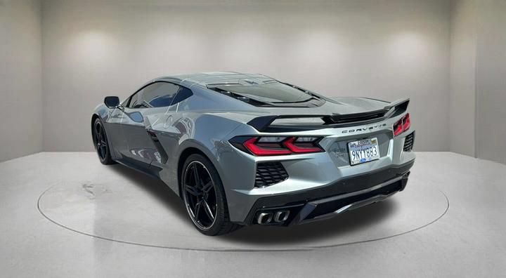 Used 2022 Chevrolet Corvette Stingray Premium Cpe w/ Z51 Performance Package RWD image 4