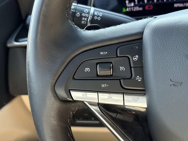 Used 2024 Cadillac Escalade ESV Premium Luxury w/ Performance Package image 30