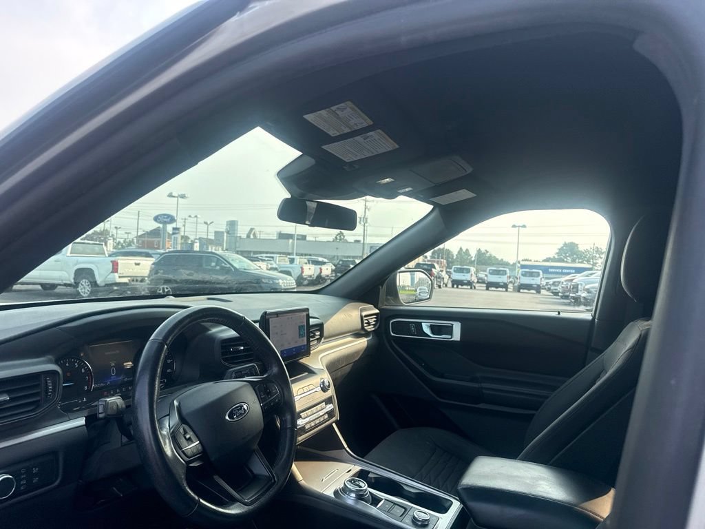 Certified 2020 Ford Explorer XLT AWD/4WD image 11