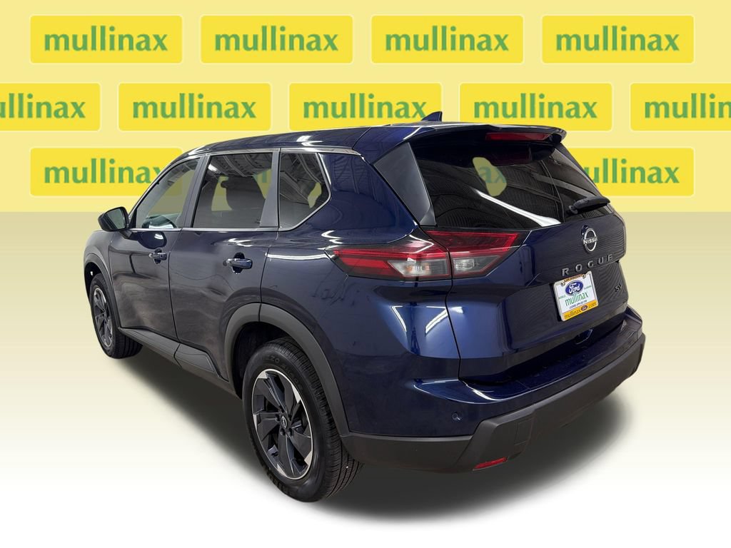 Used 2024 Nissan Rogue SV FWD image 10