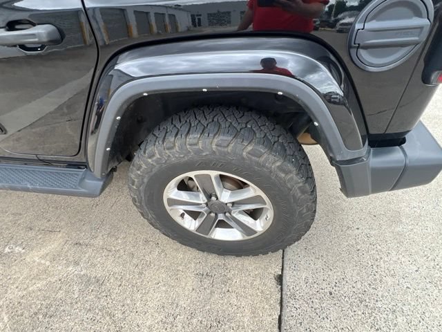 Used 2021 Jeep Wrangler Unlimited Sahara AWD/4WD image 8