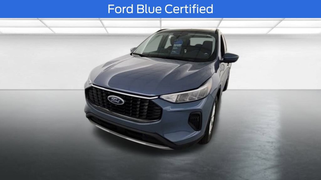 Certified 2023 Ford Escape Active w/ Tech Pack #2 image 2