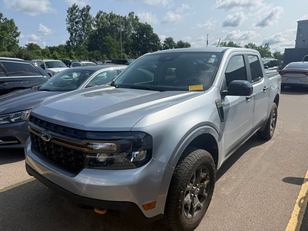 Certified 2024 Ford Maverick Tremor w/ Tremor Off-Road Package AWD/4WD image 2