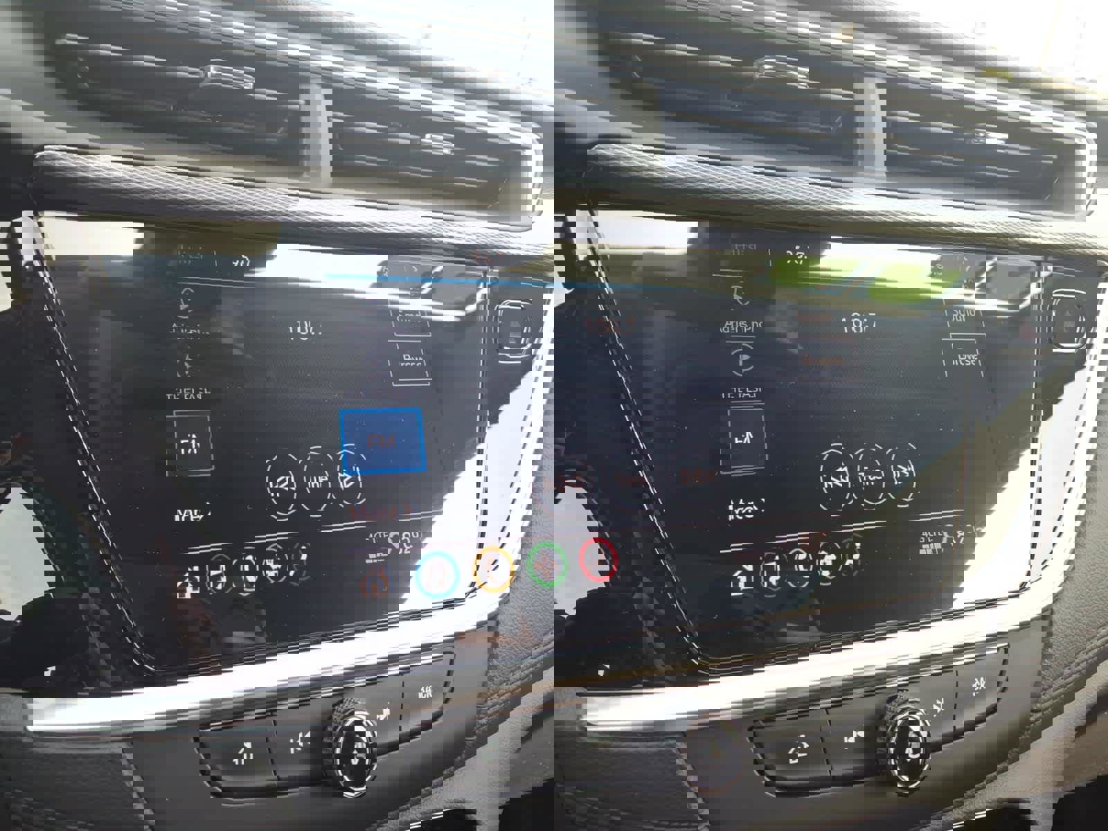 Used 2022 Buick Encore GX Select image 13