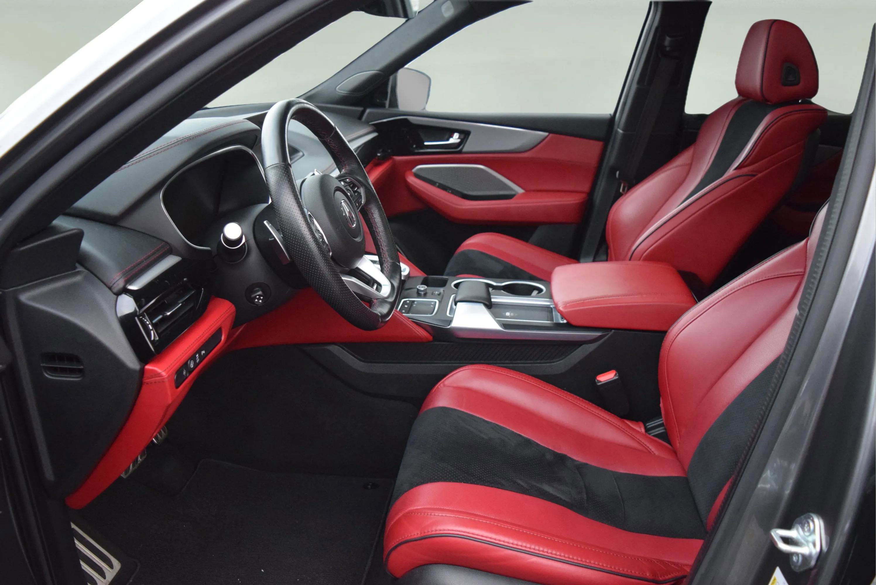 Used 2023 Acura MDX A-Spec image 12