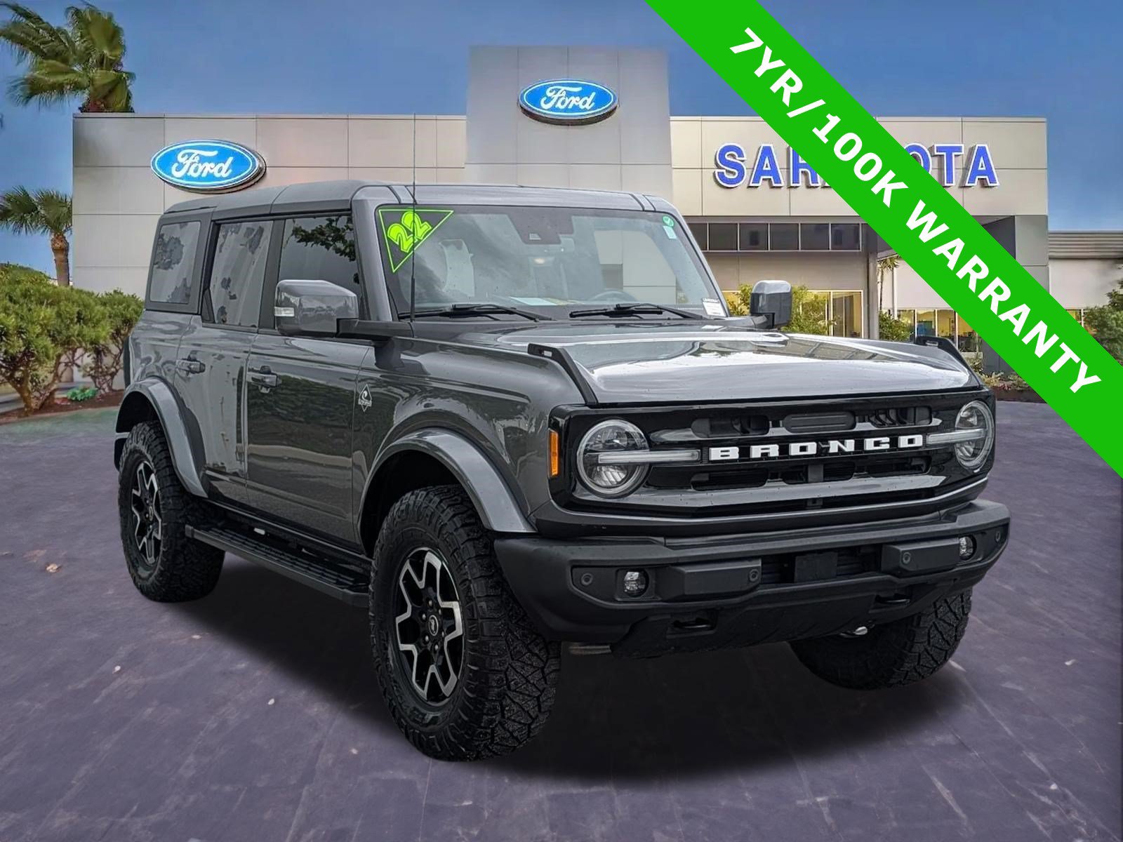Certified 2022 Ford Bronco Outer Banks AWD/4WD image 1
