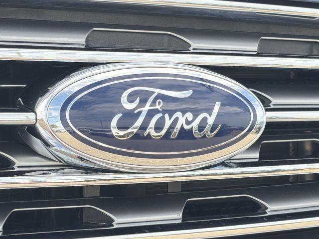 Certified 2022 Ford Edge Titanium AWD/4WD image 12
