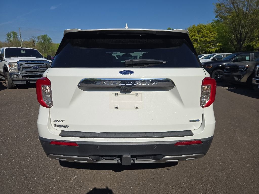 Certified 2020 Ford Explorer XLT w/ Equipment Group 202A AWD/4WD image 5