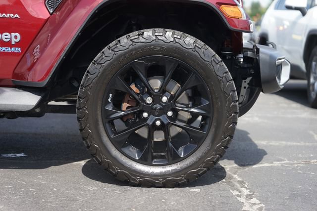 Used 2021 Jeep Wrangler Unlimited Sahara w/ Cold Weather Group AWD/4WD image 4