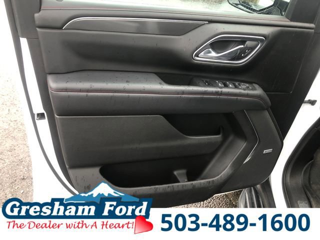 Used 2021 Chevrolet Suburban RST w/ Luxury Package image 17