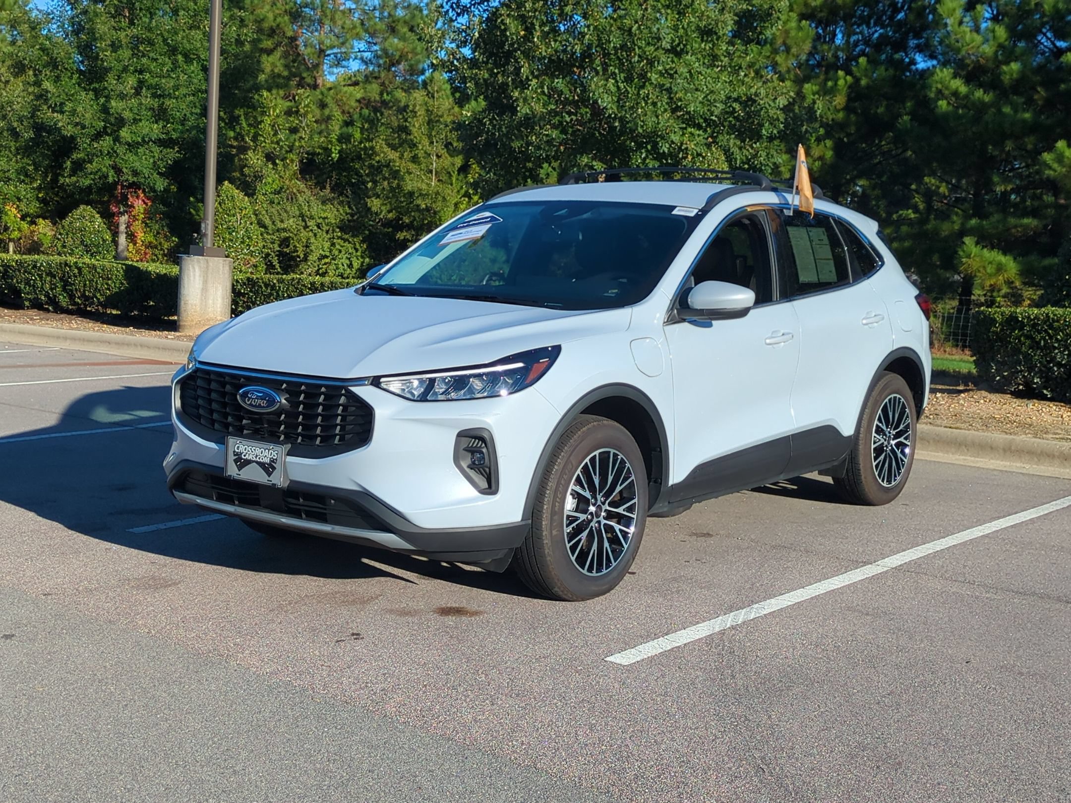 Certified 2025 Ford Escape SE FWD image 8