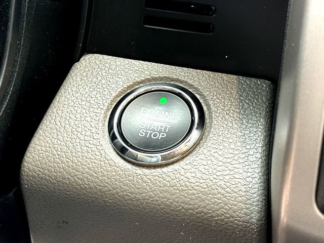 Certified 2020 Ford F150 Lariat w/ Equipment Group 501A Mid image 17