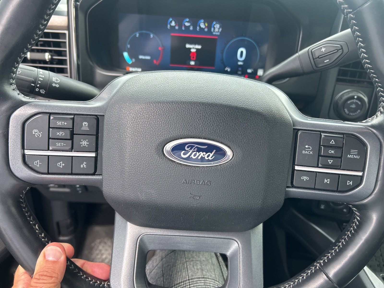 Certified 2024 Ford F250 Lariat w/ Lariat Ultimate Package image 9