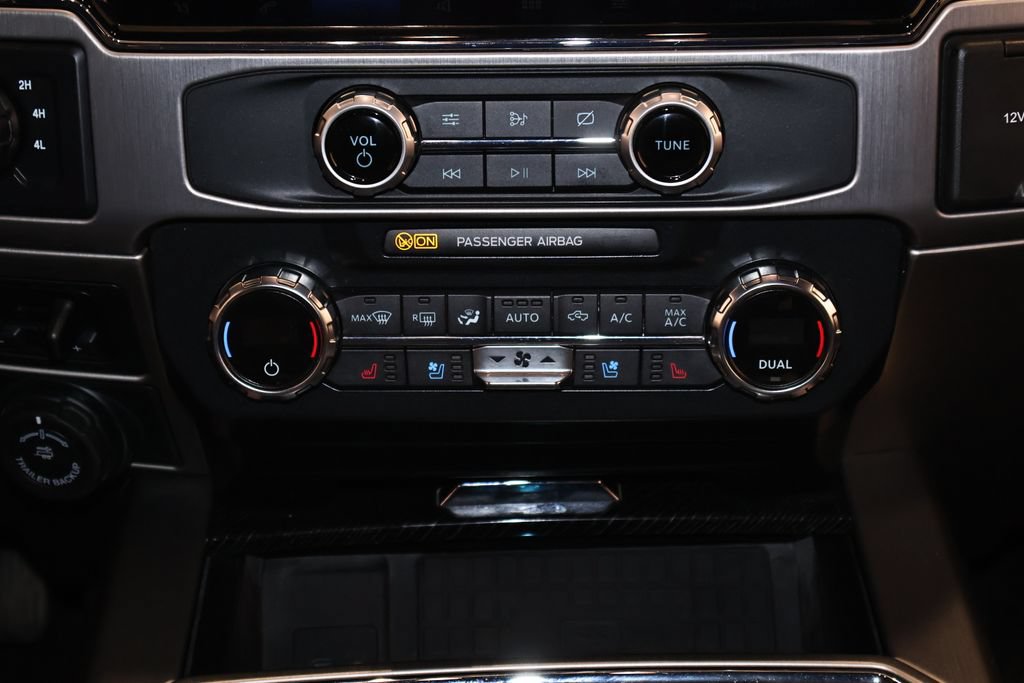 Certified 2022 Ford F350 Platinum AWD/4WD image 36