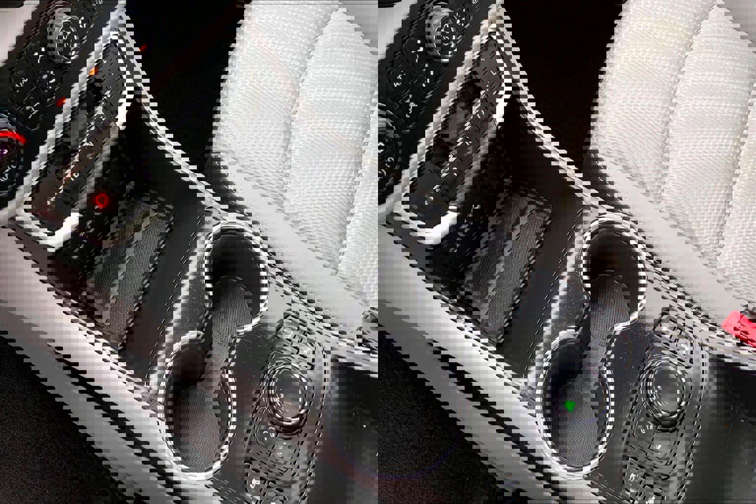 Used 2022 GMC Terrain SLE w/ Driver Convenience Package image 14