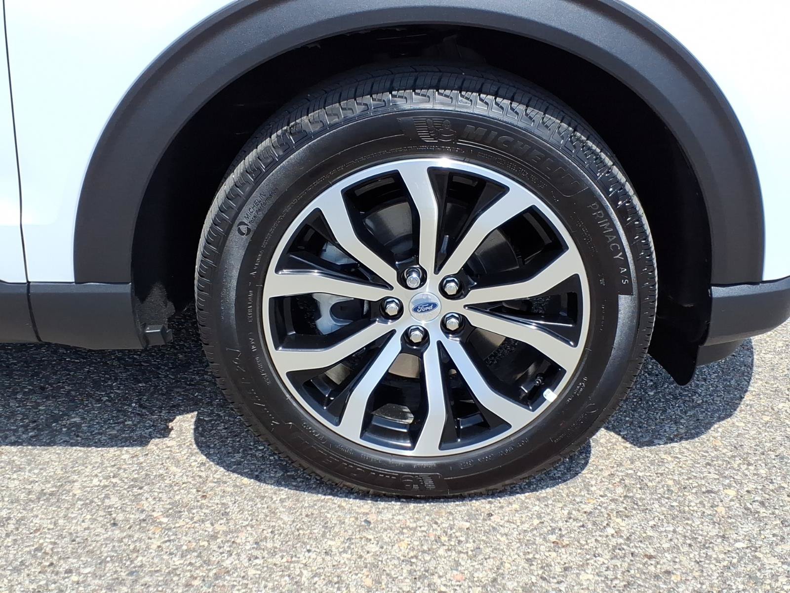 Certified 2025 Ford Explorer ST-Line AWD/4WD image 10