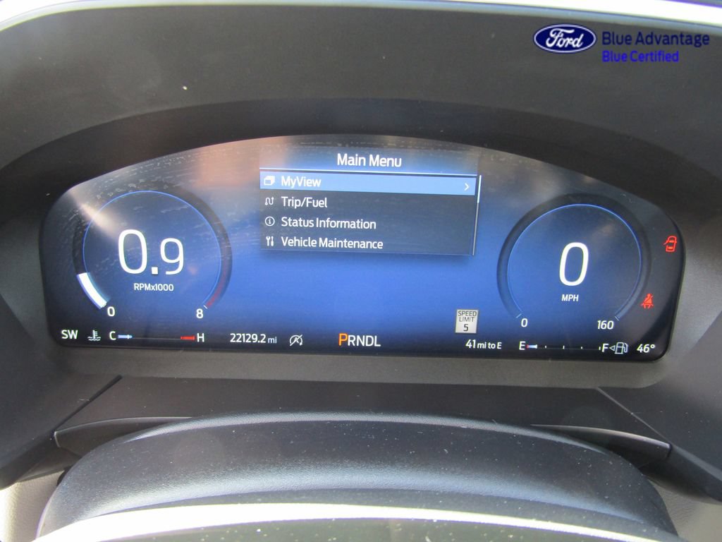 Certified 2025 Ford Escape Platinum w/ Premium Technology Package AWD/4WD image 28