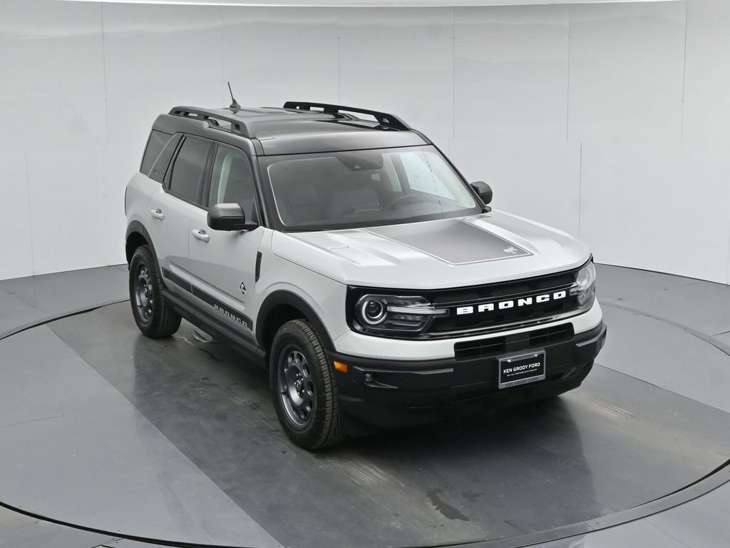 Certified 2024 Ford Bronco Sport Outer Banks w/ Tech Package image 4