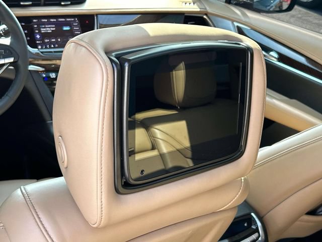 Used 2025 Cadillac XT6 Premium Luxury w/ Platinum Package AWD/4WD image 22