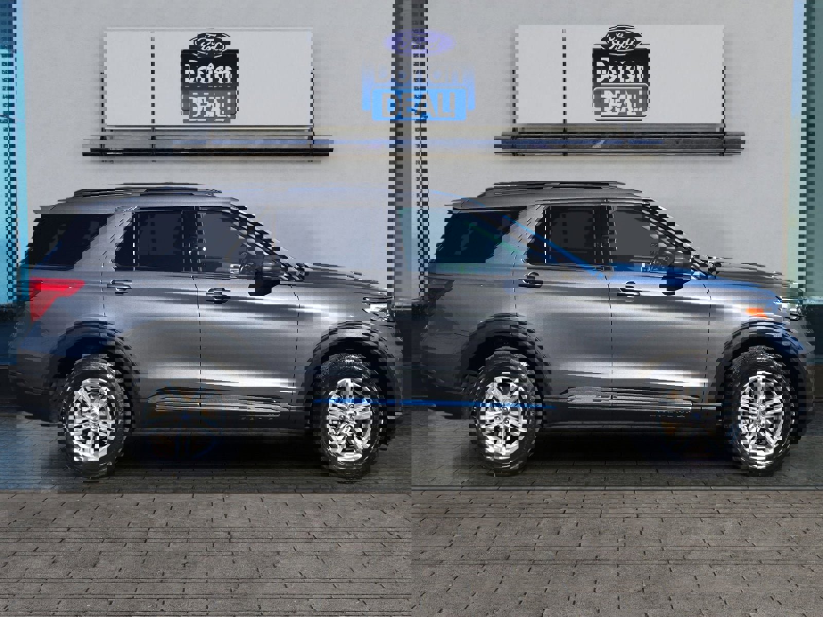 Certified 2022 Ford Explorer XLT image 6