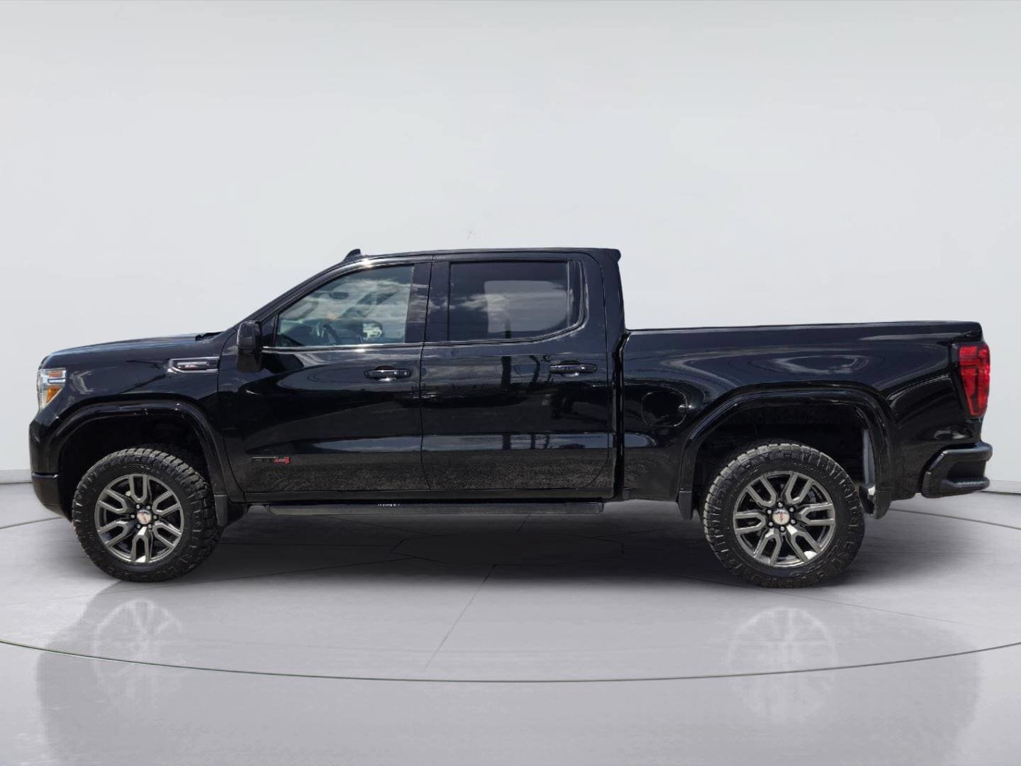 Used 2020 GMC Sierra 1500 AT4 w/ AT4 Premium Package AWD/4WD image 5