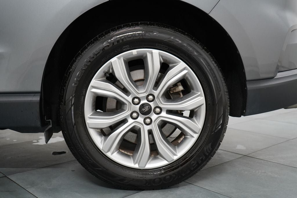 Certified 2024 Ford Edge Titanium AWD/4WD image 35