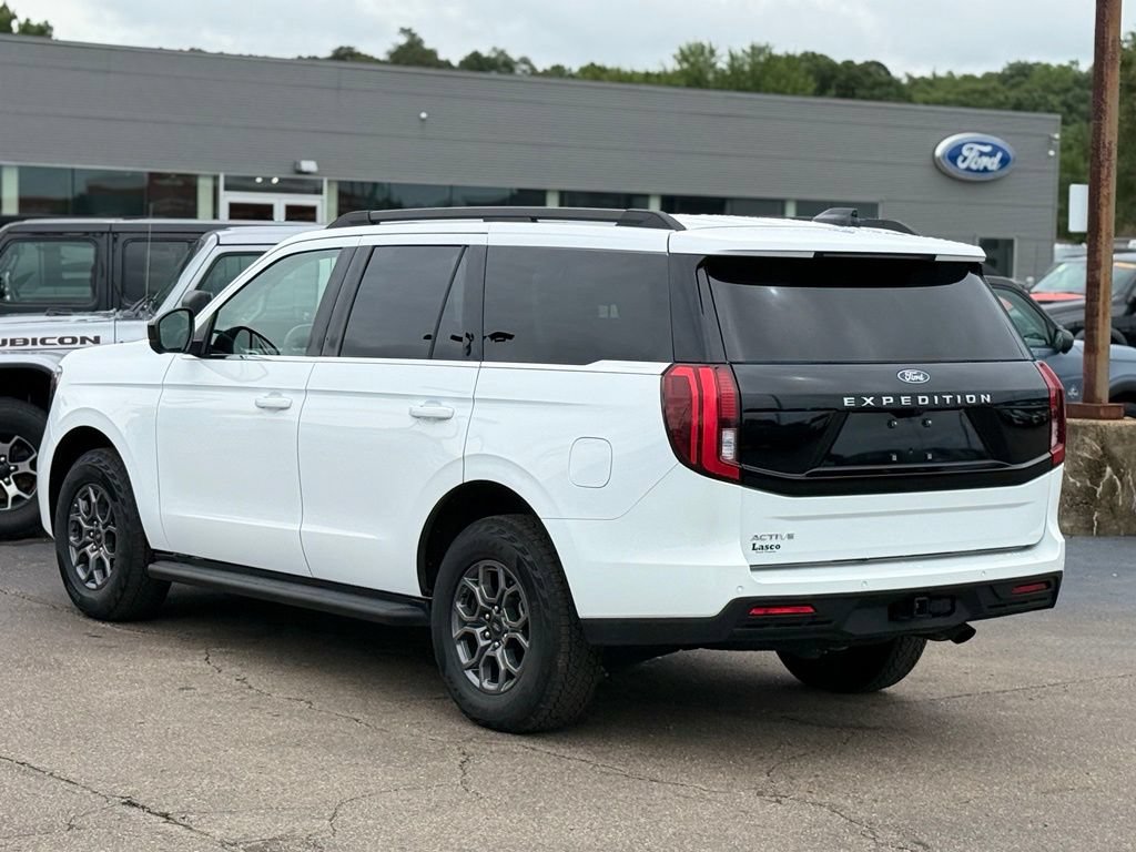 Certified 2025 Ford Expedition Active AWD/4WD image 39