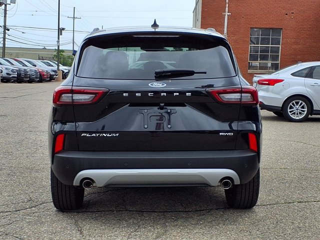 Certified 2024 Ford Escape Platinum AWD/4WD image 22