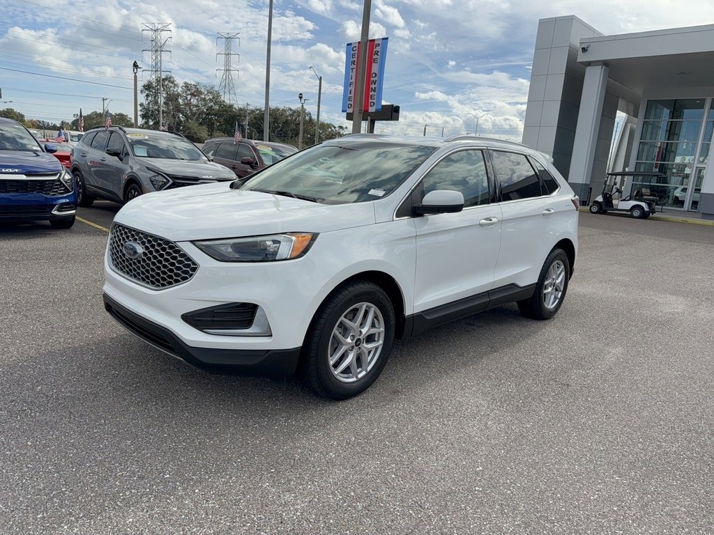Certified 2024 Ford Edge SEL image 5